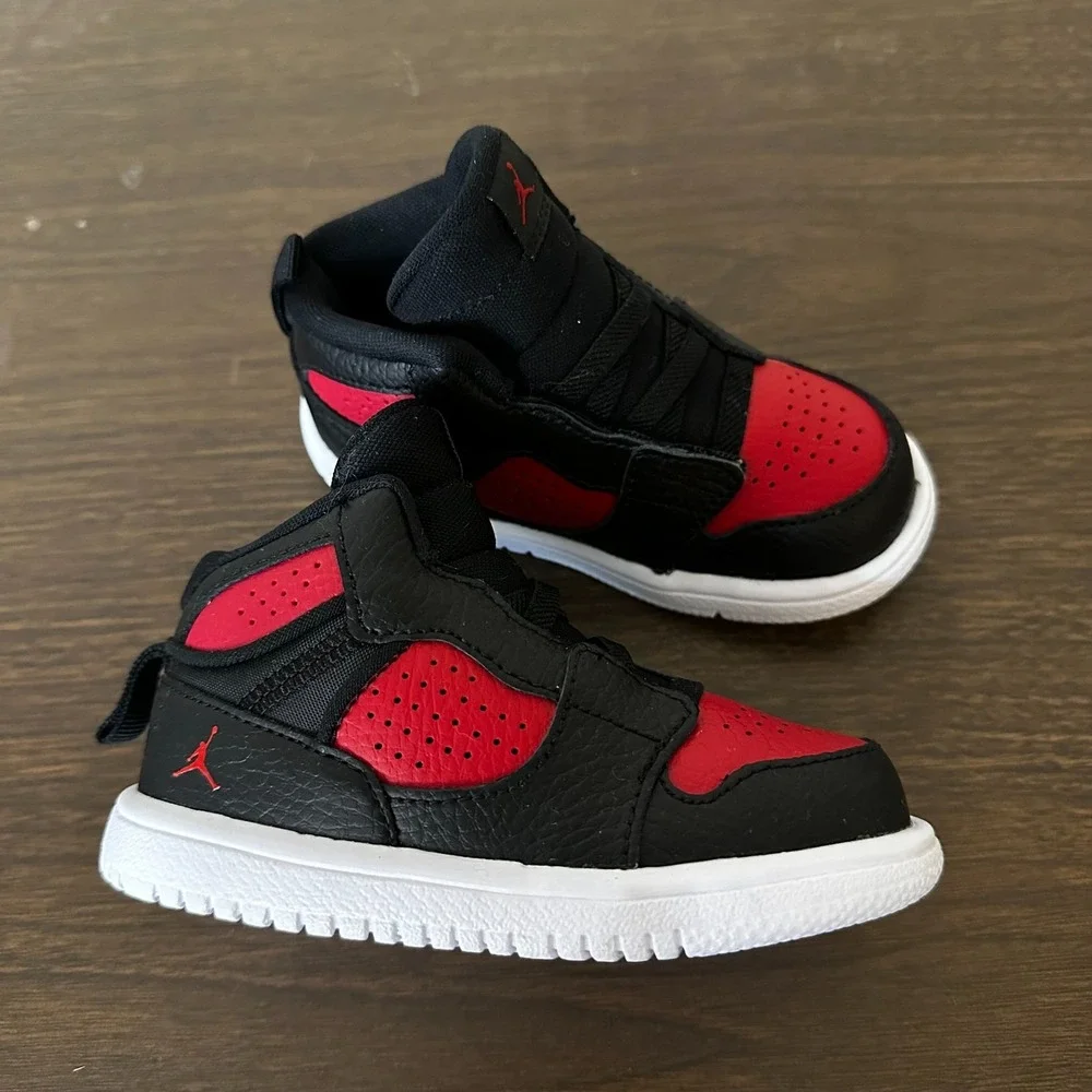 Jordan 1 Mid Toddler 7C Black Red AV7944-006 Basketball Sneakers Streetwear